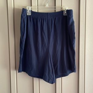 Premier International Navy Shorts size Large